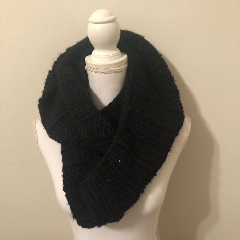 Black hand knit scarf